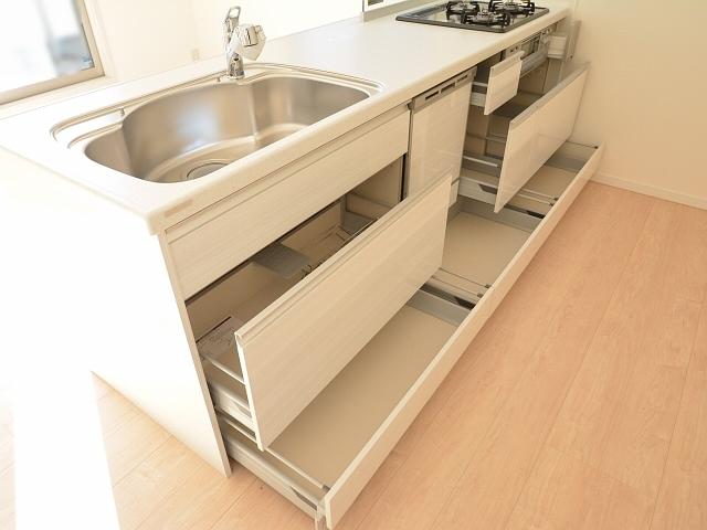 Kitchen. Nakano Egret 3-chome, A Building kitchen