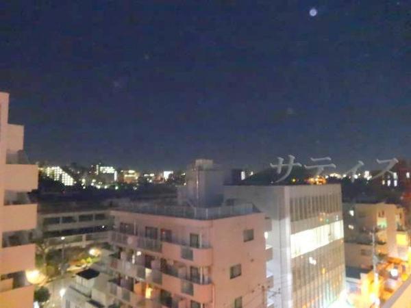 View photos from the dwelling unit