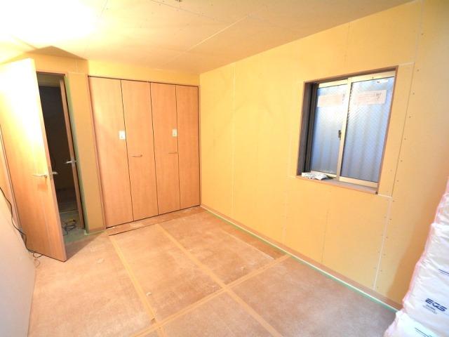 Other. 5 Building (woodwork) (12 May 2013) Shooting