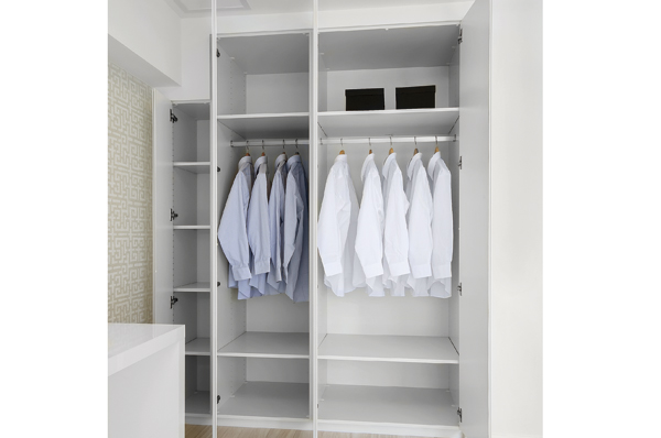 Storage of Western-style was effective use of space