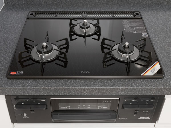 Kitchen.  [Schott glass top plate] Adopt a glass plate that are both beauty and durability. Not only beautiful, Strongly to heat and shock, Difficult dirty luck, It is easy to clean.