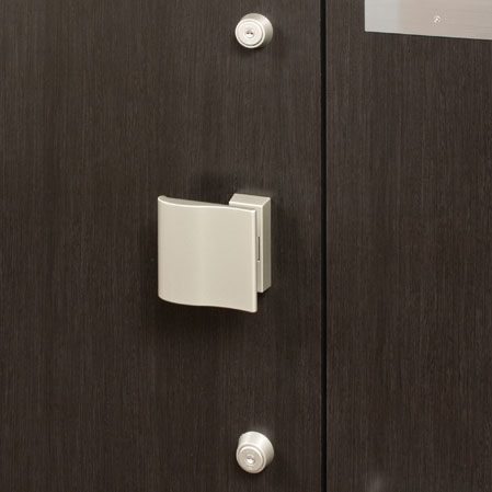 Security.  [Double Rock] Order to enhance crime prevention, Entrance door has a double lock specification that can be locked in the up and down two places. Because it takes also time trying to unlock illegally, It has been with the attempted rate of crime increases.