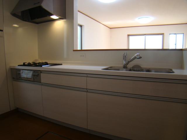 Kitchen. Room (August 2013) Shooting