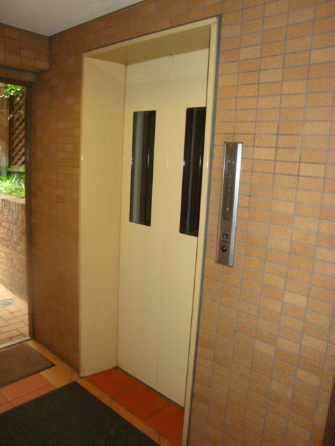 Other common areas. Elevator
