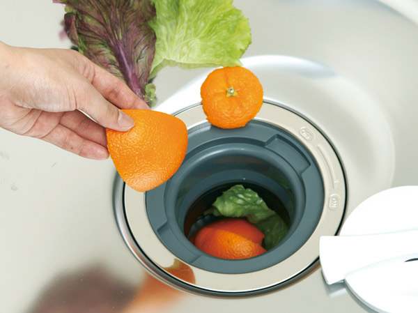 Kitchen.  [disposer] You can accept the waste water with ground water the garbage. It is possible to reduce the time and effort of the amount and the garbage disposal of garbage, Also not worried about unpleasant smell.  ※ There is a regulation that can not be garbage and use can not be part of treatment.