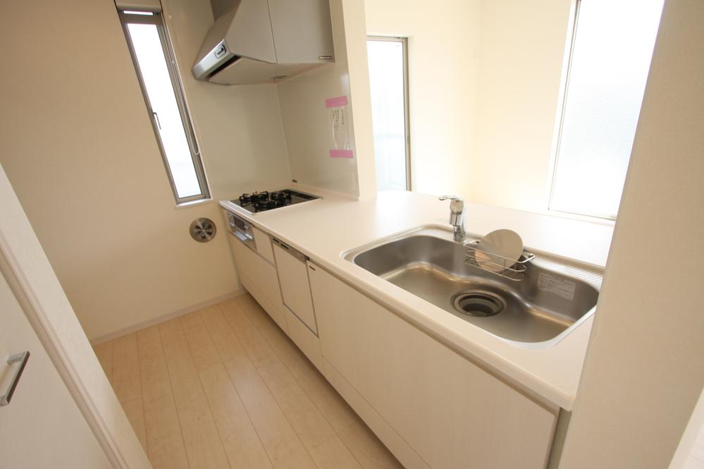 Kitchen. Popularity of face-to-face.