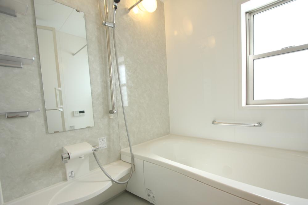 Bathroom. It has adopted a larger window.