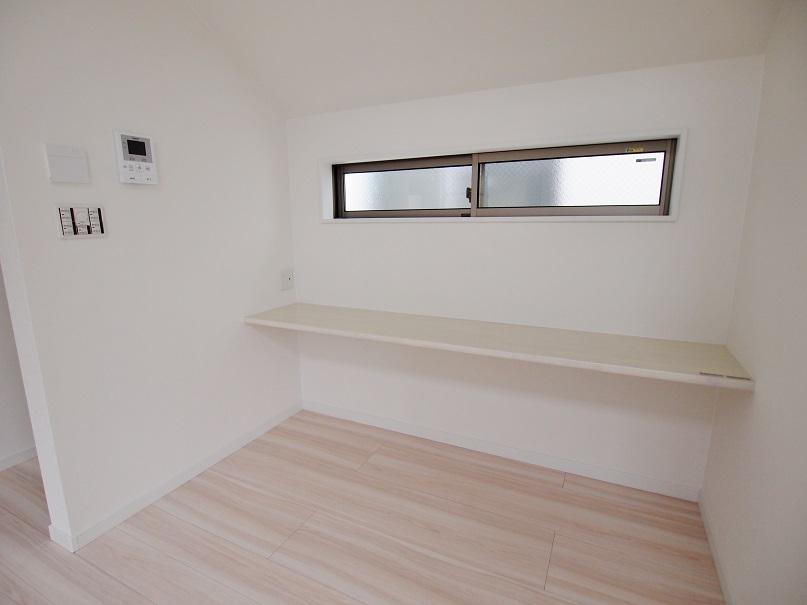 Living. - Living counter - corner you can use in various ways you - [D Building] Than