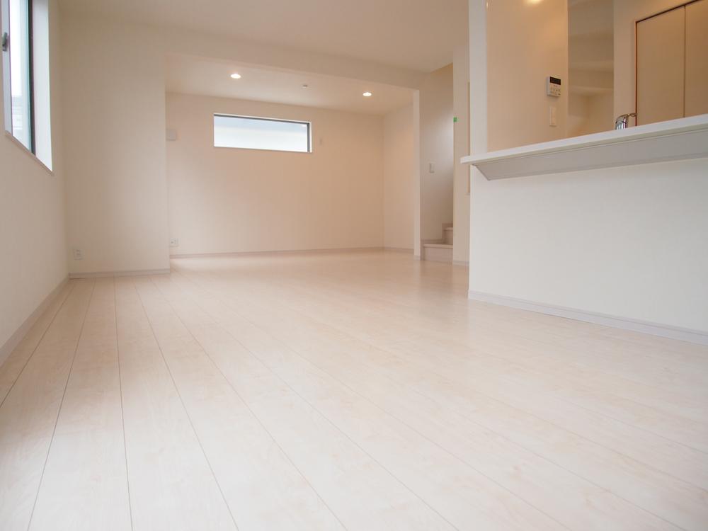 Kitchen. Indoor (11 May 2013) Shooting