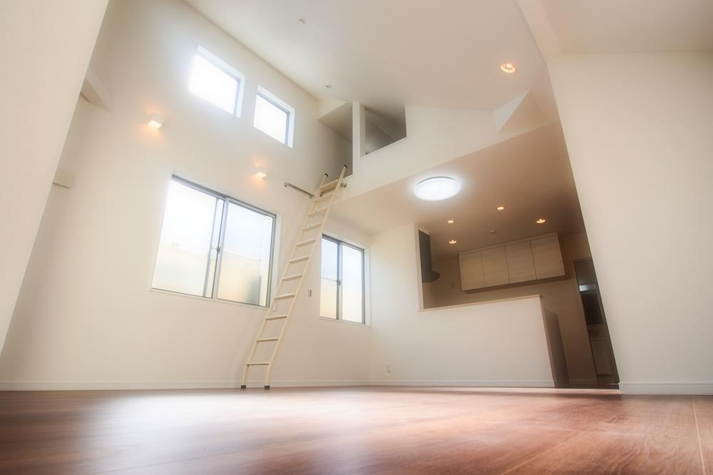 Living. Indoor (12 May 2013) Shooting