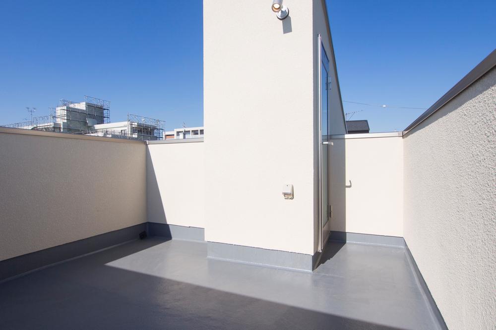 Balcony. Local (12 May 2013) Shooting