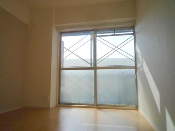 Non-living room