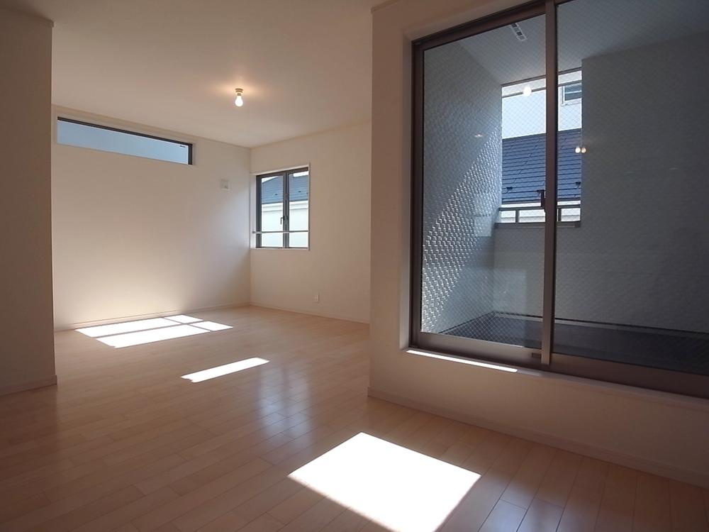 Same specifications photos (living). Living example of construction