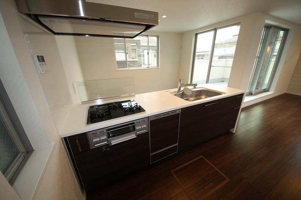 Kitchen. Full open kitchen