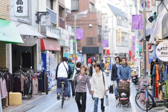 Streets around. Arai Yakushi Ai Road