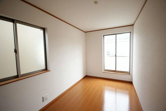 Non-living room. Indoor (July 2013) Shooting