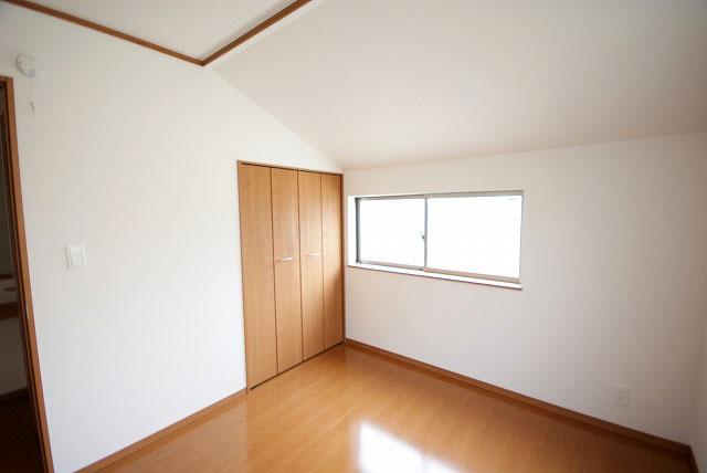 Non-living room. Indoor (July 2013) Shooting