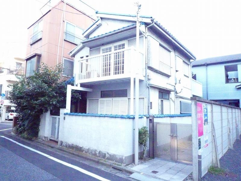 Local land photo. Local (10 May 2013) Shooting