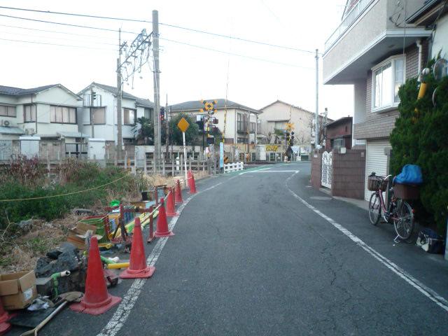 Local photos, including front road