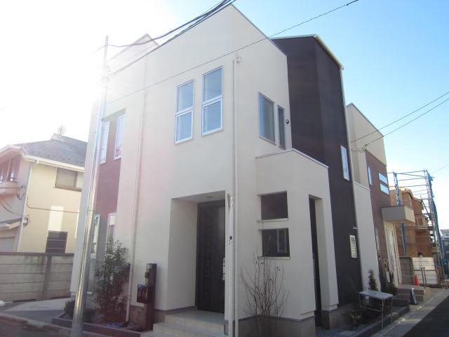 Local appearance photo. Local (10 May 2013) Shooting A ・ B Building