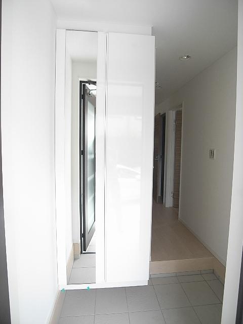 Same specifications photos (Other introspection). (A Building) same specification