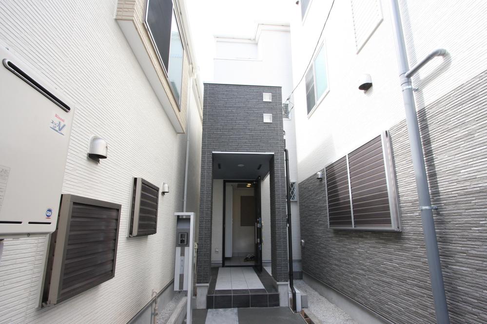 Local appearance photo