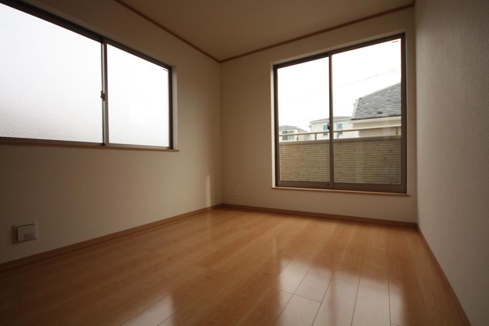 Non-living room. Room (August 2013) Shooting