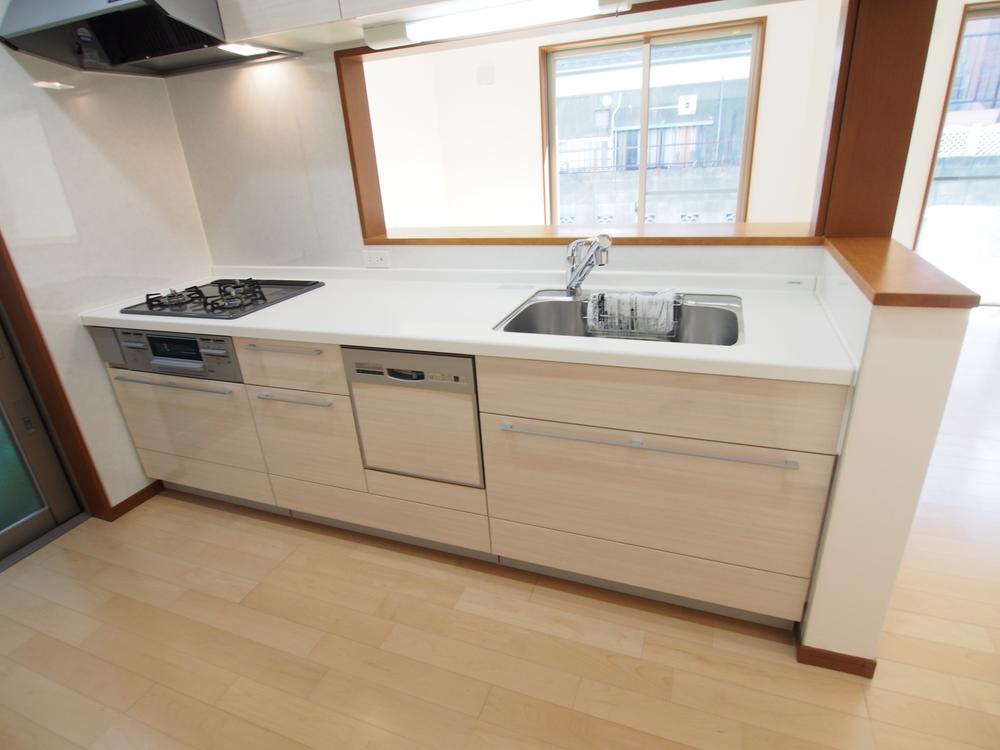 Kitchen. Indoor (September 2013) Shooting