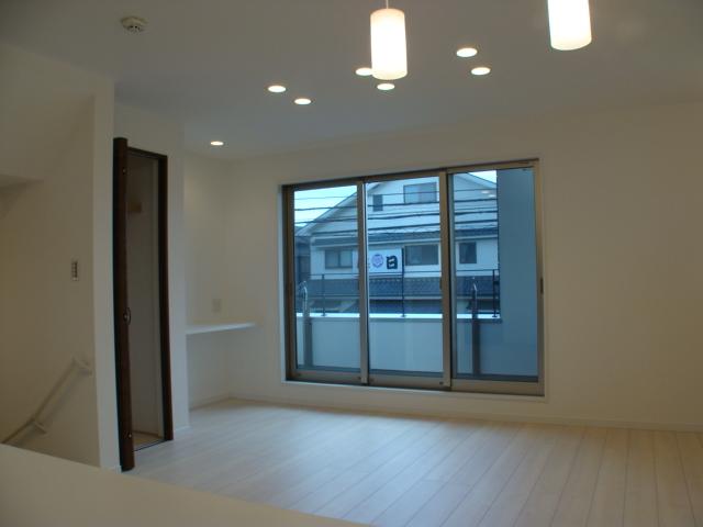 Same specifications photos (Other introspection)