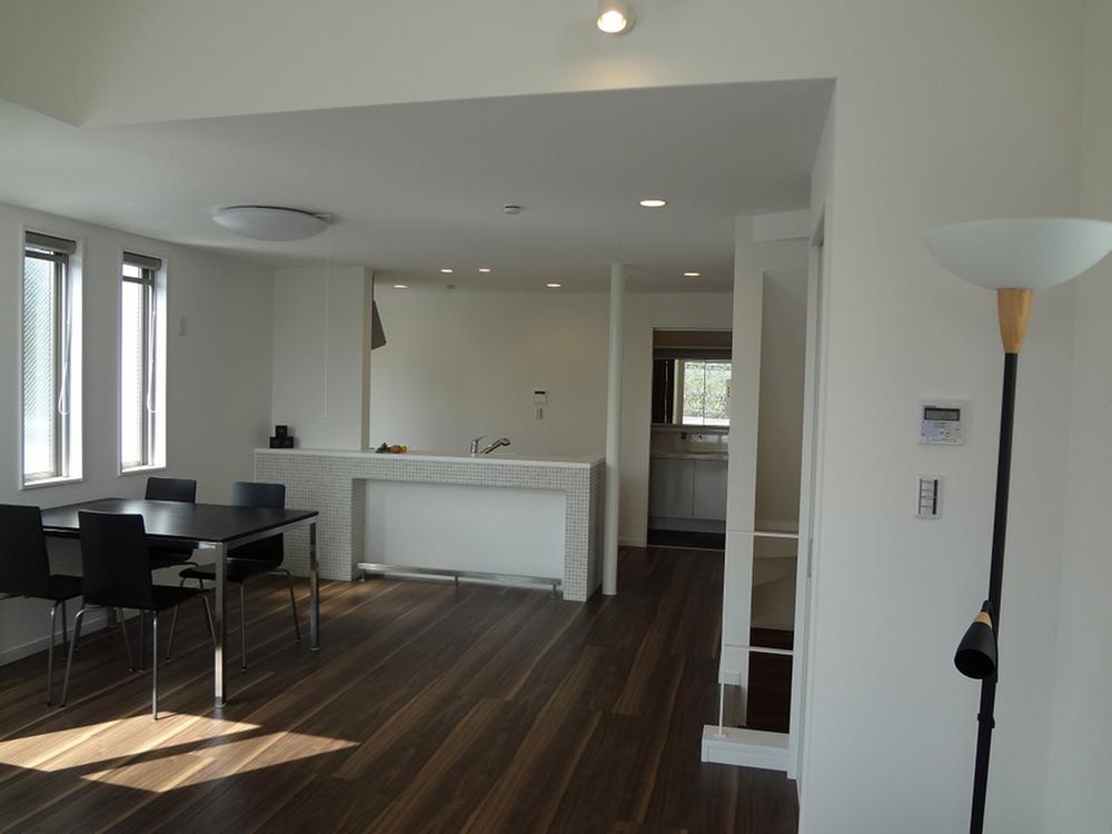 Same specifications photos (living). Living example of construction