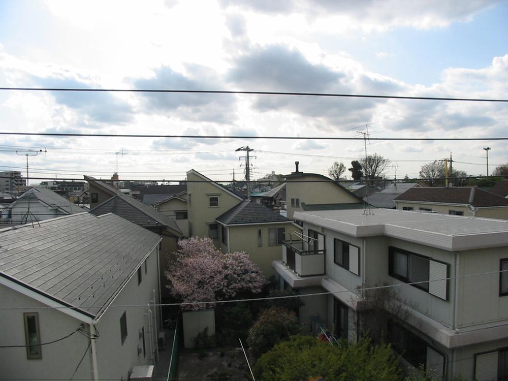 View photos from the dwelling unit. Is the view from the third floor.