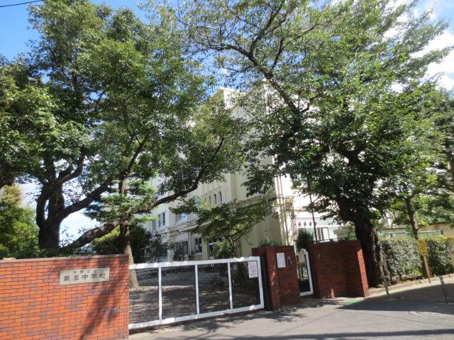 Junior high school. Nakano 835m to stand fifth junior high school