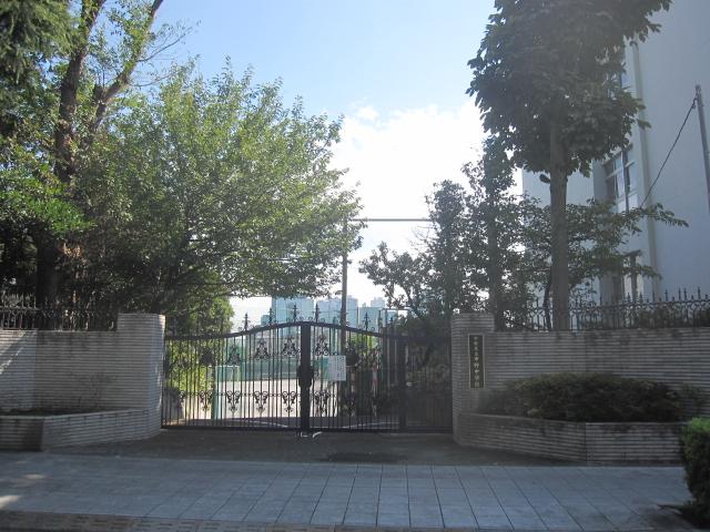 Junior high school. Municipal 870m until Nakano junior high school