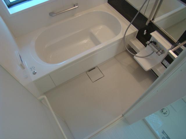 Same specifications photo (bathroom). Same specifications