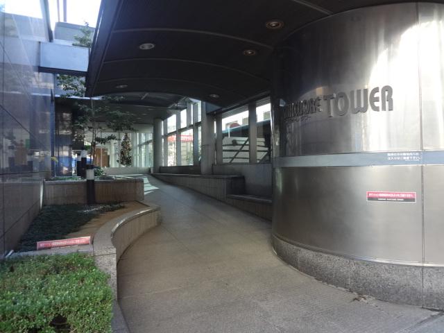 Entrance. Common areas