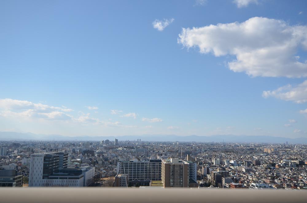 View photos from the dwelling unit. View from the site (January 2014) Shooting