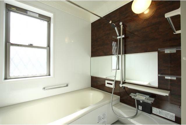 Same specifications photo (bathroom). Same specifications