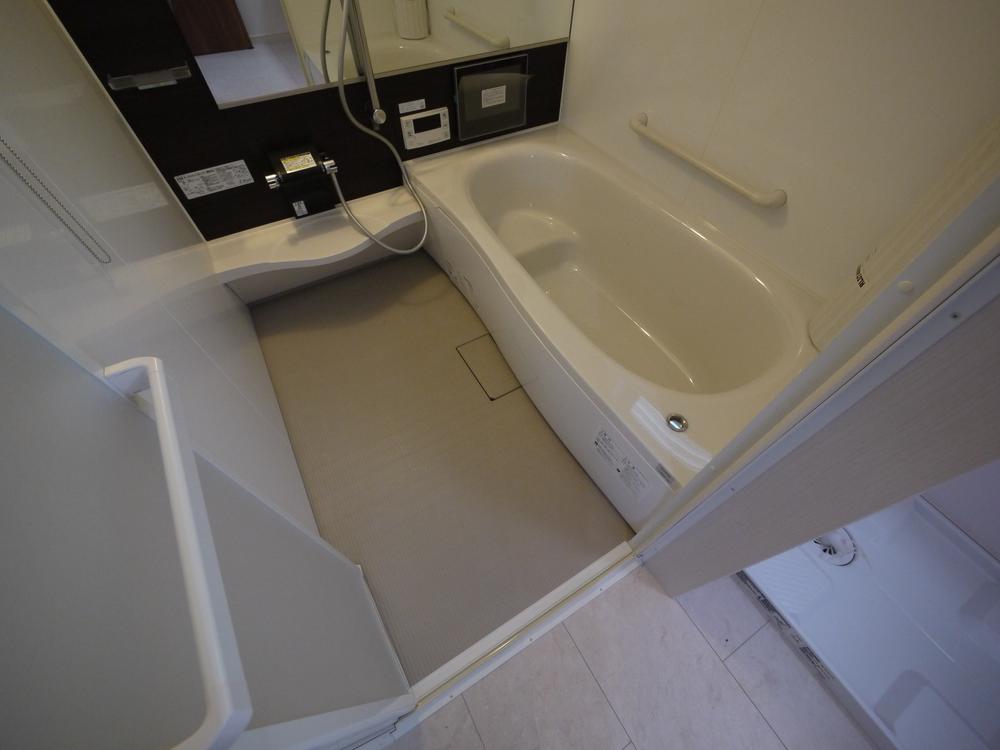 Same specifications photo (bathroom). Same specifications