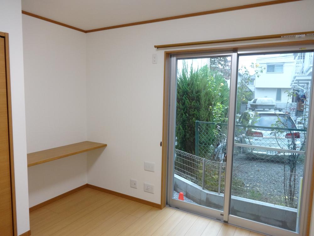 Non-living room. Indoor (10 May 2013) Shooting