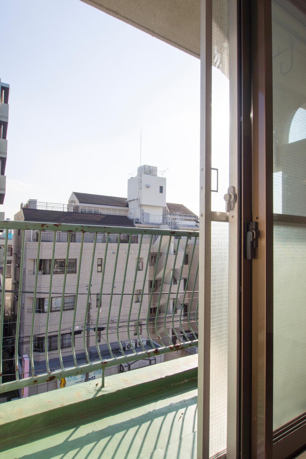 Balcony. Local (11 May 2013) Shooting