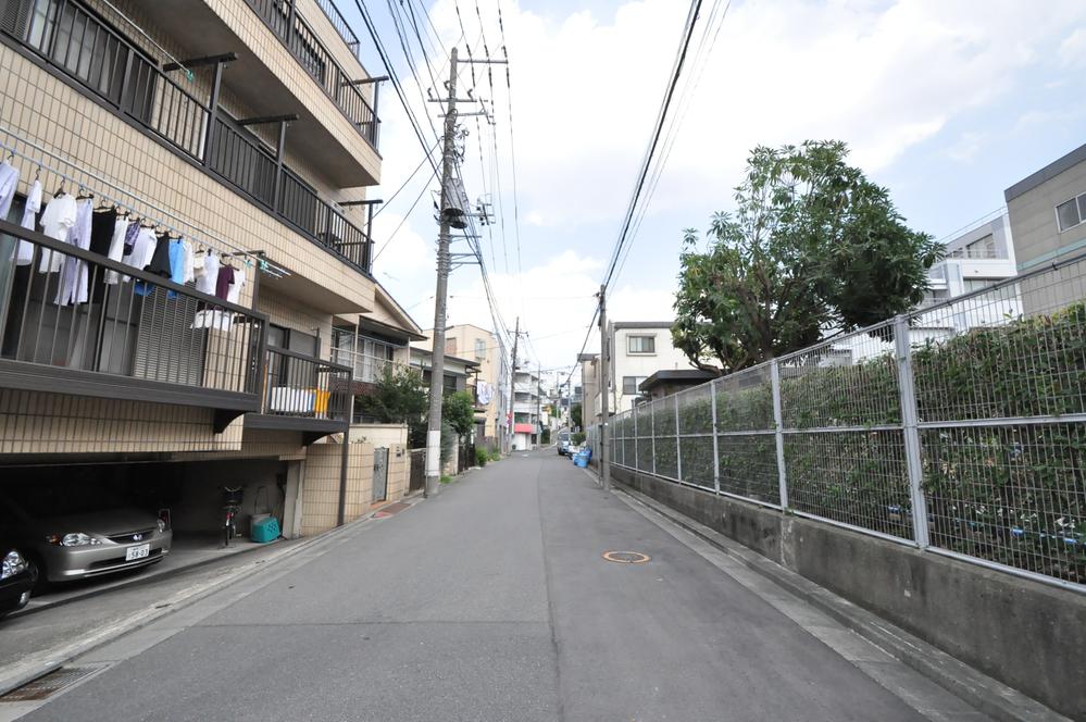 Other. Front road (August 2013) Shooting