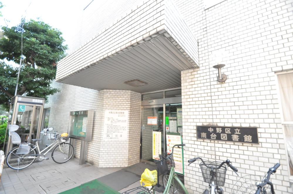 library. Minamidai 300m to Library