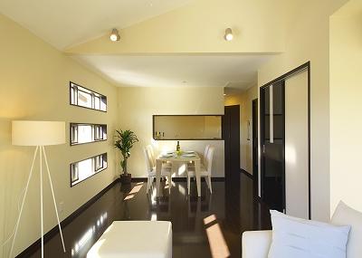 Living. LDK is about 18 tatami mats TES is with floor heating