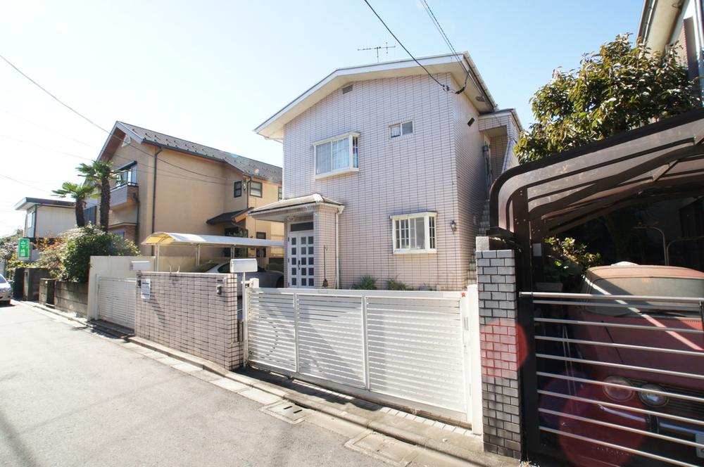 Local land photo. I photographed the south from the north. Day looks good