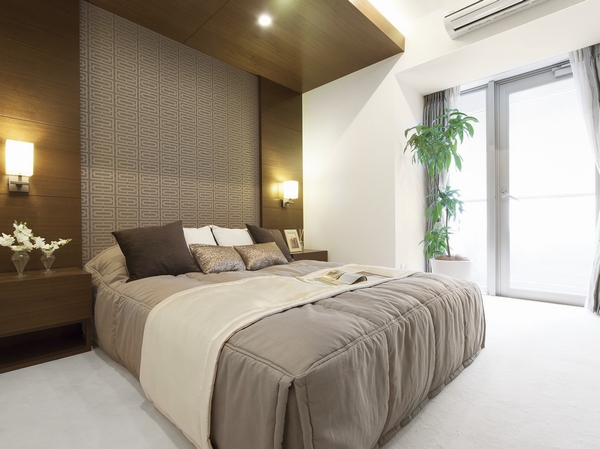 Western-style facing the east side balcony (1) calm master bedroom. Wake up wrapped in Chaoyang ... it will such luxury also be granted. Wood panel is accented in space