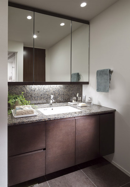 Beautiful design and vanity room with excellent durability (shooting a model room Jtype / June 2013)