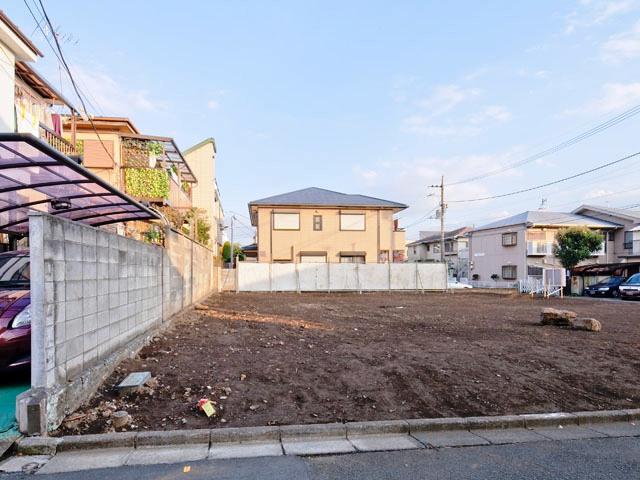 Local land photo. Local (11 May 2013) Shooting