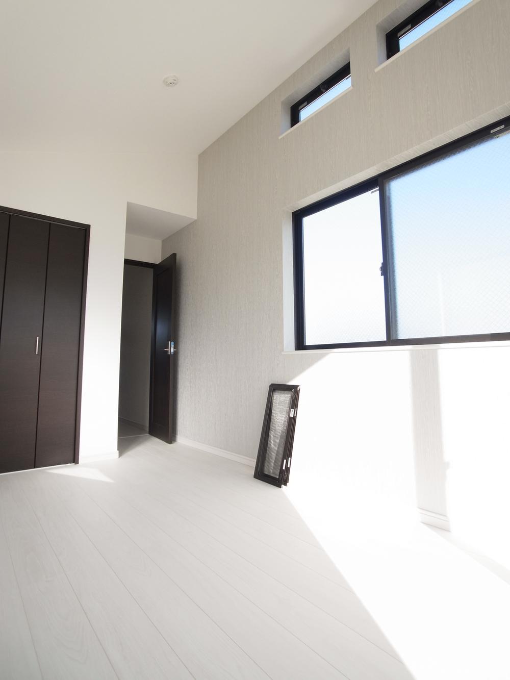 Other introspection. (4 Building) room Local (12 May 2013) Shooting