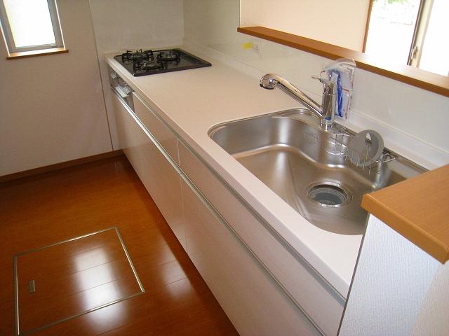 Same specifications photo (kitchen). Kitchen construction cases