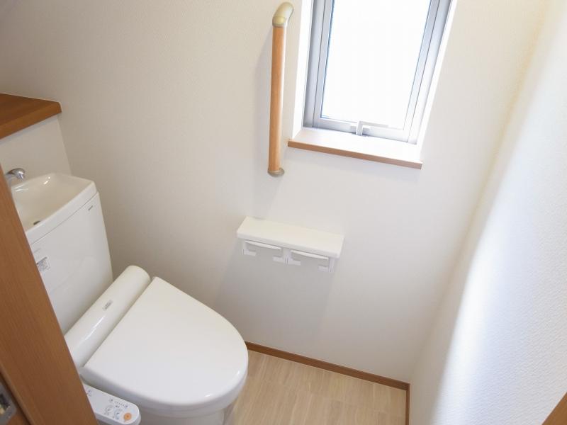 Same specifications photos (Other introspection). Toilet construction cases